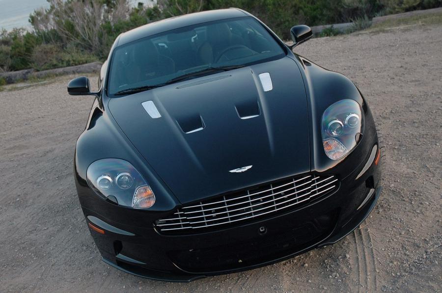  Aston Martin DBS Carbon Black Edition 2010 года  (NA) (фото 7 из 35)